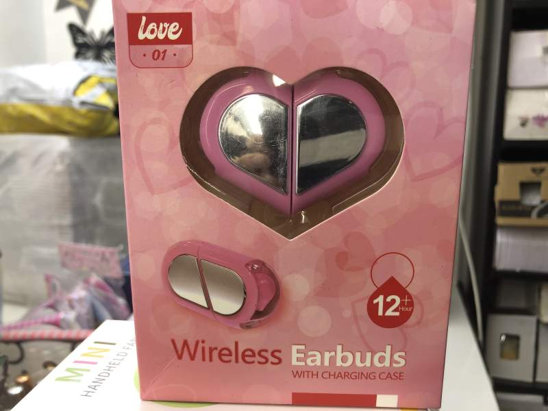 LOVE WIRELESS EARBUDS