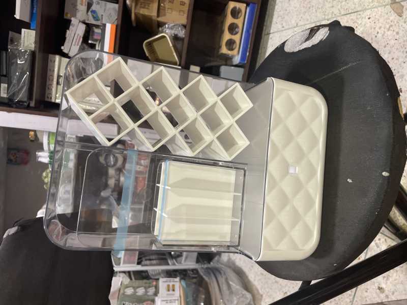 MAKEUP STORAGE BOX
