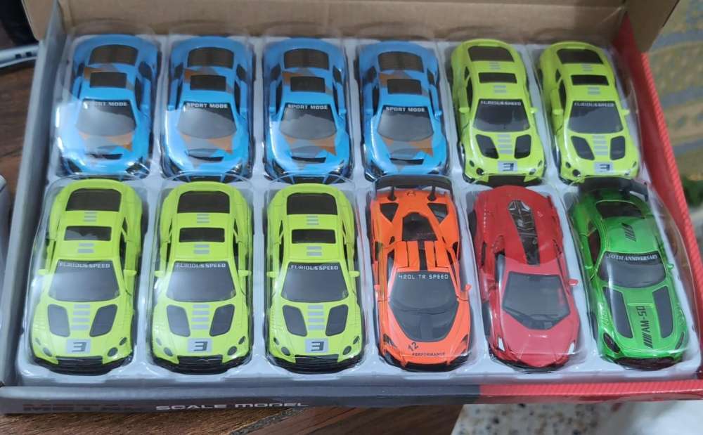 12 PCS CARS METAL