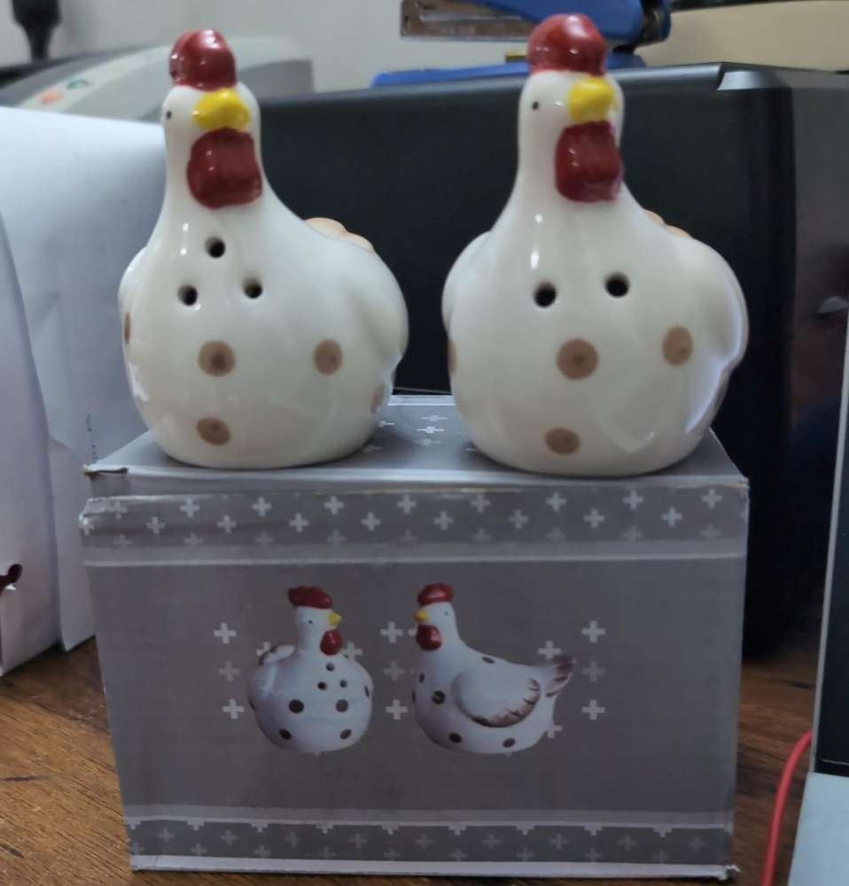 2 PCS HEN SEASING SET